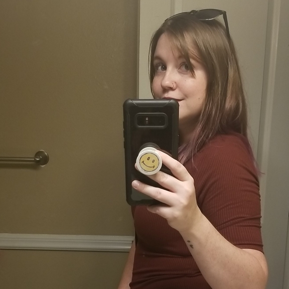 Meet your Posher, Samantha - Picture 2 of 2